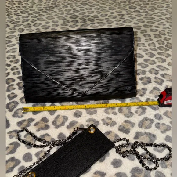 Louis Vuitton Black Epi Textured Leather Clutch - Picture 10 of 13